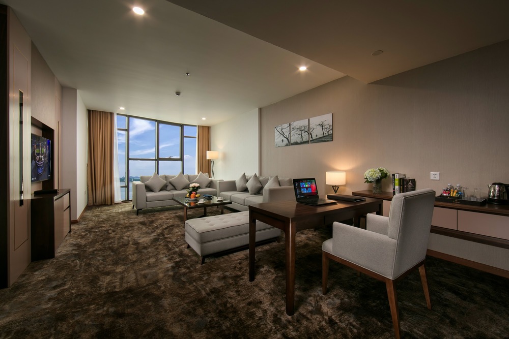 Marina Suite